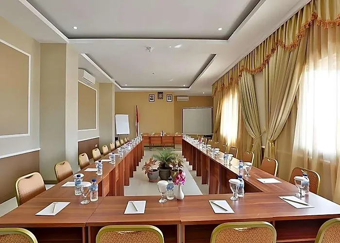 Hotel The Rivavi Legian