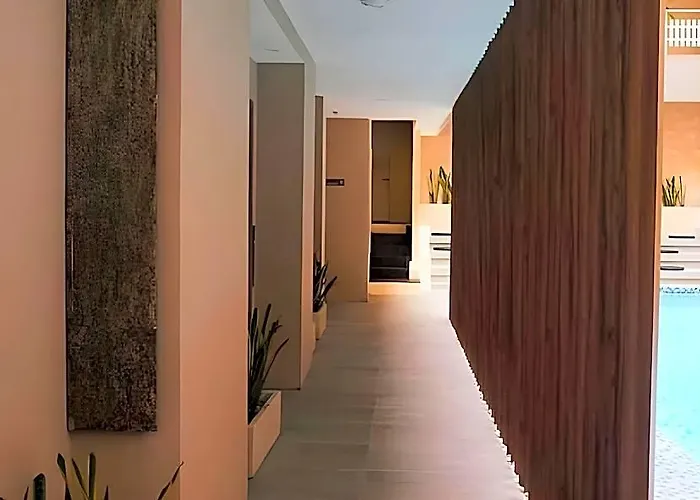 Hotel The Rivavi 3*